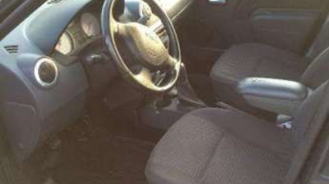 Dacia Logan 1.6 16v 2007