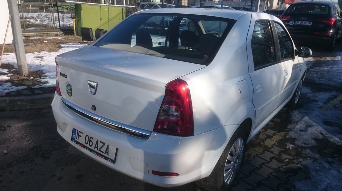 Dacia Logan 2012