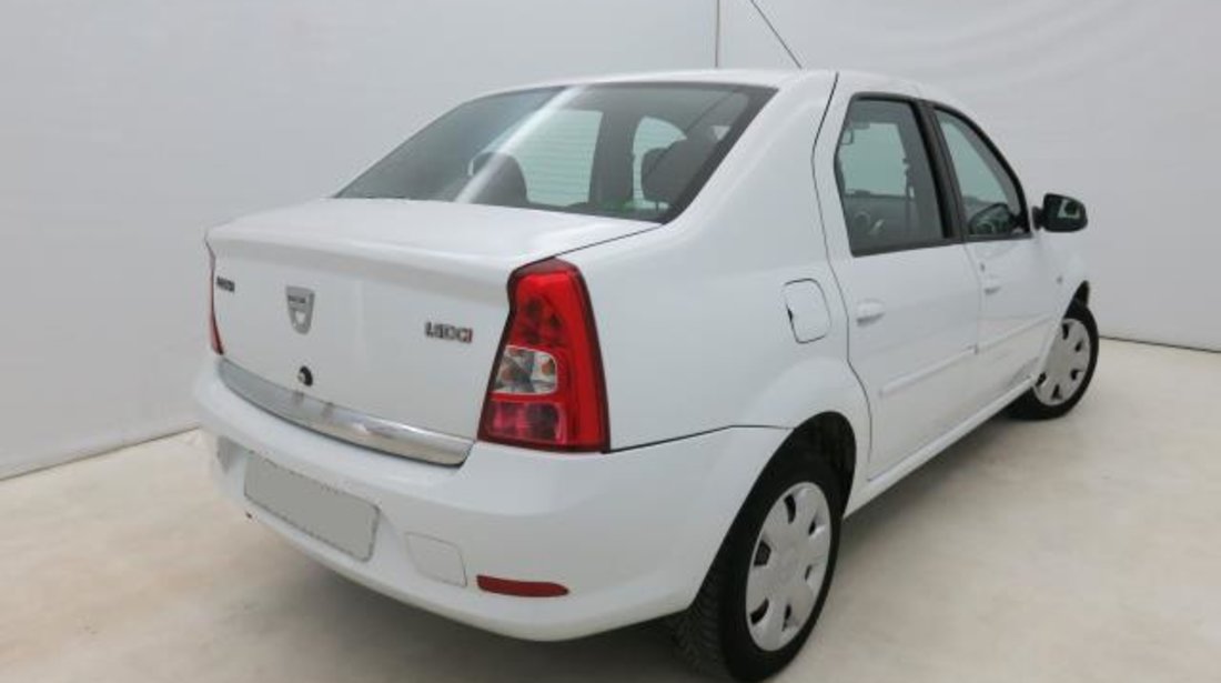 Dacia Logan Laureate 1.5 dCi 88 CP 2012