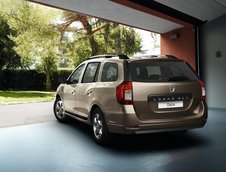 Dacia Logan MCV si Dacia Duster Aventure