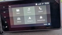 DACIA  Media Display WI-FI Navigatie Wazze WIRELES...