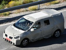 Dacia Popster: primele poze spion cu MPV-ul romanesc