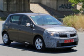 Dacia Sandero si Logan MCV Facelift - Poze Spion