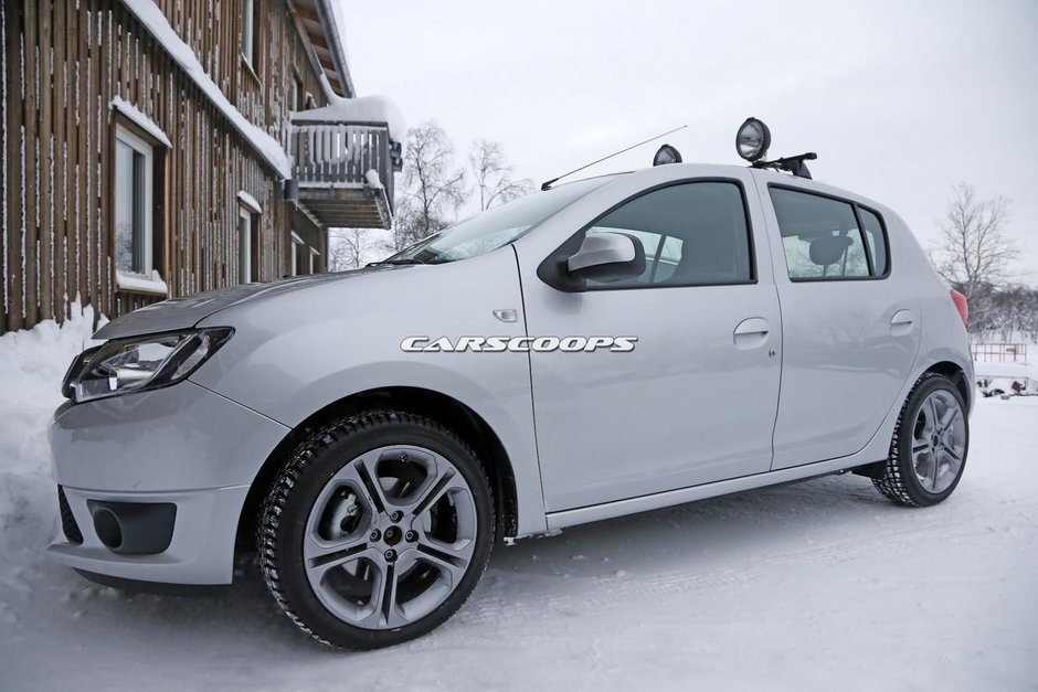 Dacia Sandero Sport - Noi Poze Spion