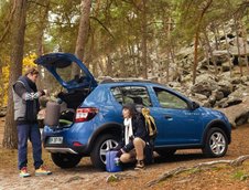 Dacia Sandero Stepway pozeaza in natura