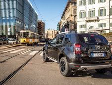 Dacia Sandero Stepway si Duster Black Shadow