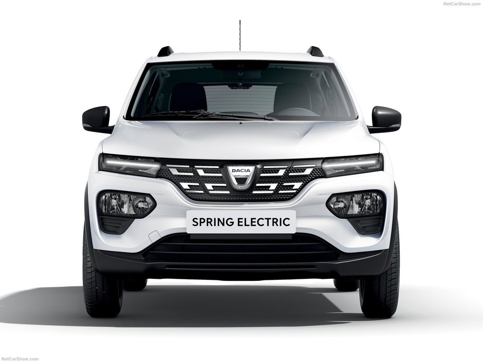 Dacia Spring pe alb