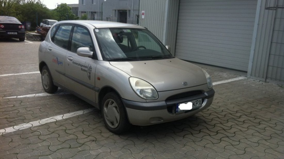 Daihatsu Sirion impecabila 2001