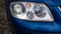 Dar dreapta cu xenon vw touran 2004-2008