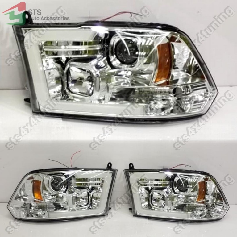 DAYLINE FARURI CU LUPA DODGE RAM 2010-2017 CR [V1]