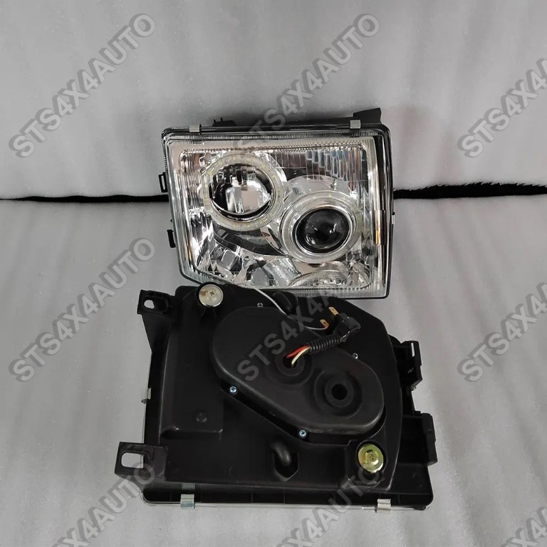 DAYLINE FARURI CU LUPA MITSUBISHI PAJERO 1991-1999 CR [V1]