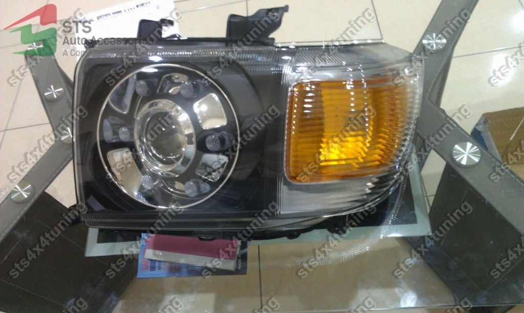 DAYLINE FARURI CU LUPA TOYOTA LAND CRUISER FJ70 GRJ76/79 2007-2023 BLK[V1]