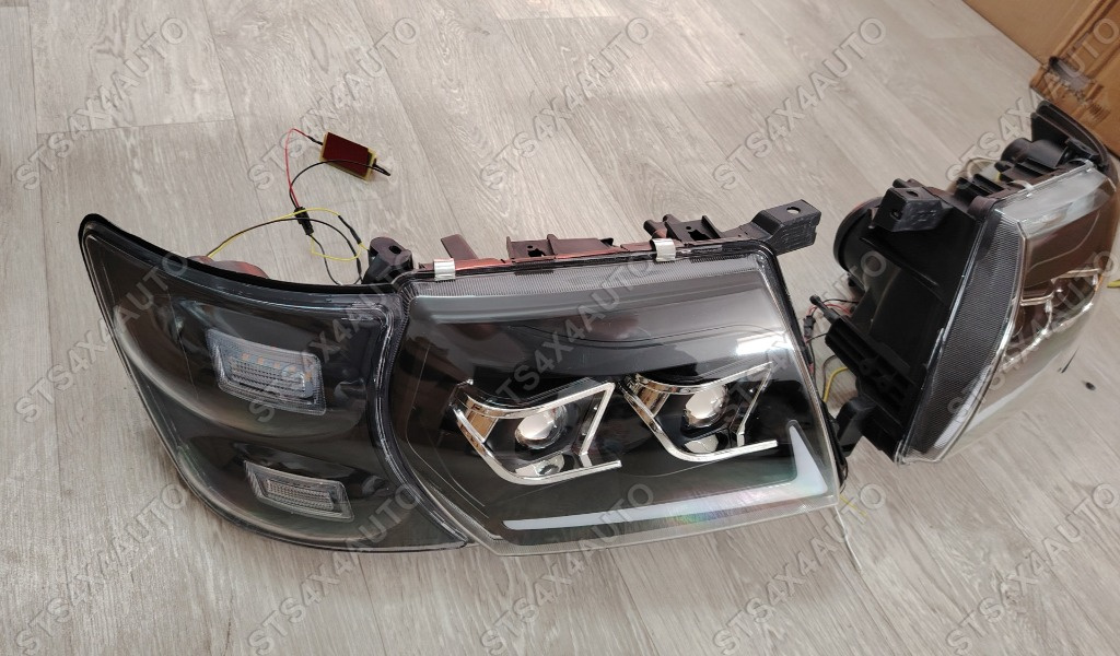 DAYLINE FULL LED FARURI CU DYNAMIC SEMNALIZARE+LED SEMNALIZARE FATA PENTRU NISSAN PATROL Y61 1998-2004 BK [V3]