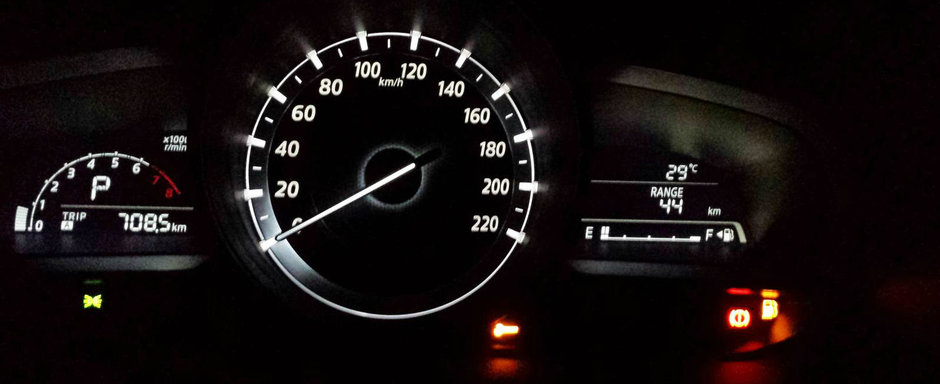 De ce este bine sa eviti sa circuli cu becul aprins la benzina? De ce este bine sa eviti sa circuli cu becul aprins la benzina?