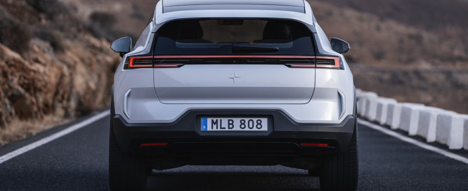 De frica sa nu ramana fara cumparatori, Polestar a scazut considerabil pretul primului sau SUV. Cea mai ieftina varianta vanduta de suedezi costa acum cu peste 14.000 de euro mai putin decat o Tesla Model X De frica sa nu ramana fara cumparatori, Polestar a scazut considerabil pretul primului sau SUV. Cea mai ieftina varianta vanduta de suedezi costa acum cu peste 14.000 de euro mai putin decat o Tesla Model X