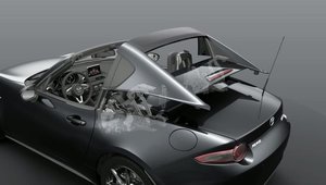 De la Coupe la Cabrio in numai cateva secunde. Cum se 'intampla' decapotarea noii Mazda MX-5 RF