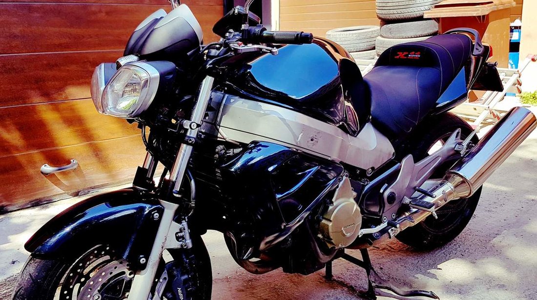 De vanzare HONDA X11 (CB1100SF, X-ELEVEN)