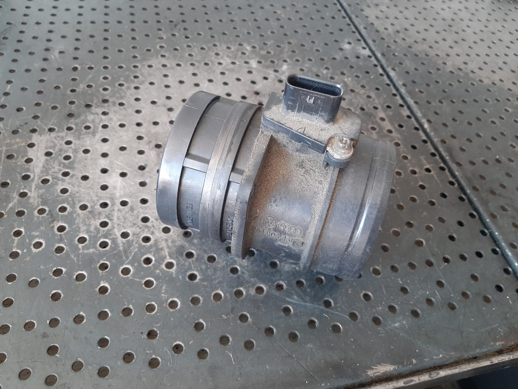 Debitmetru 2.0 tfsi audi a4 b8 audi a6 skoda octavia 2 06j906461d