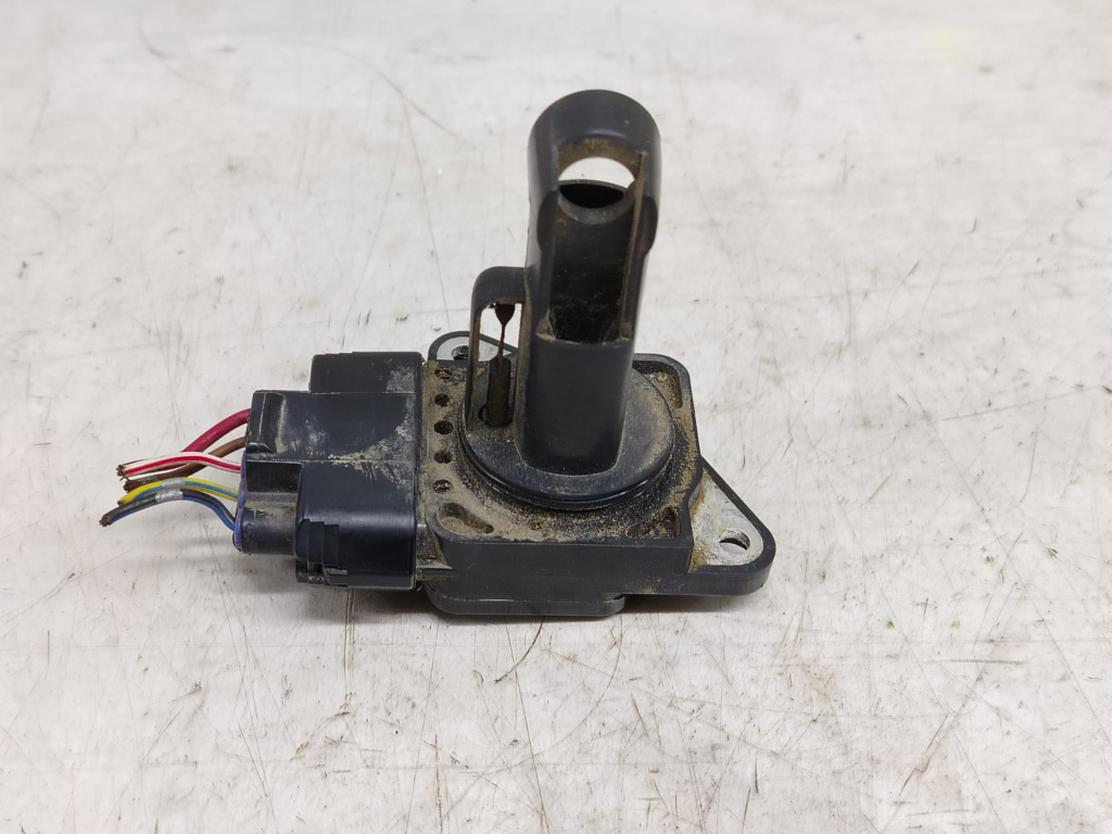 Debitmetru 2.5 d Mr547077 Mitsubishi L200 4 [2006 - 2011]