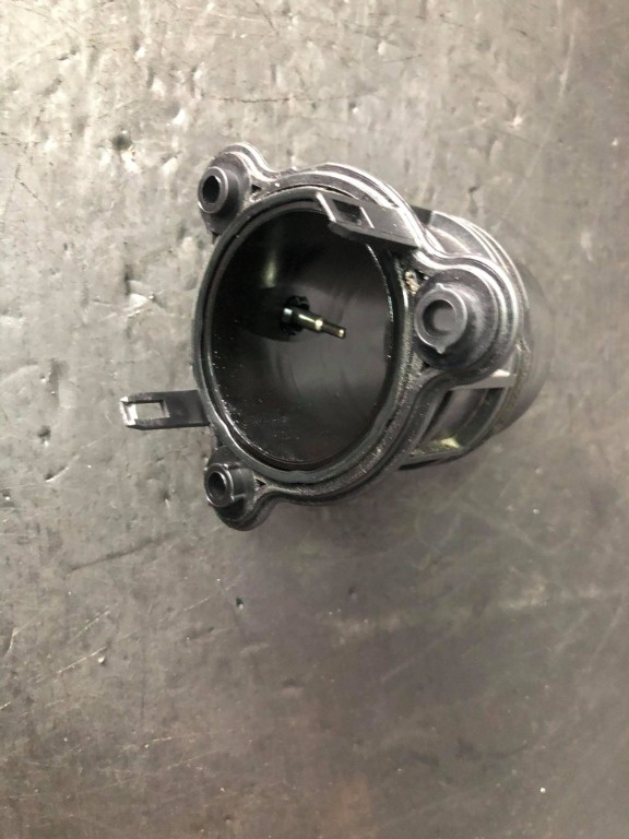 Debitmetru aer 1.5 d b37c15a bmw seria 2 f45 11868037