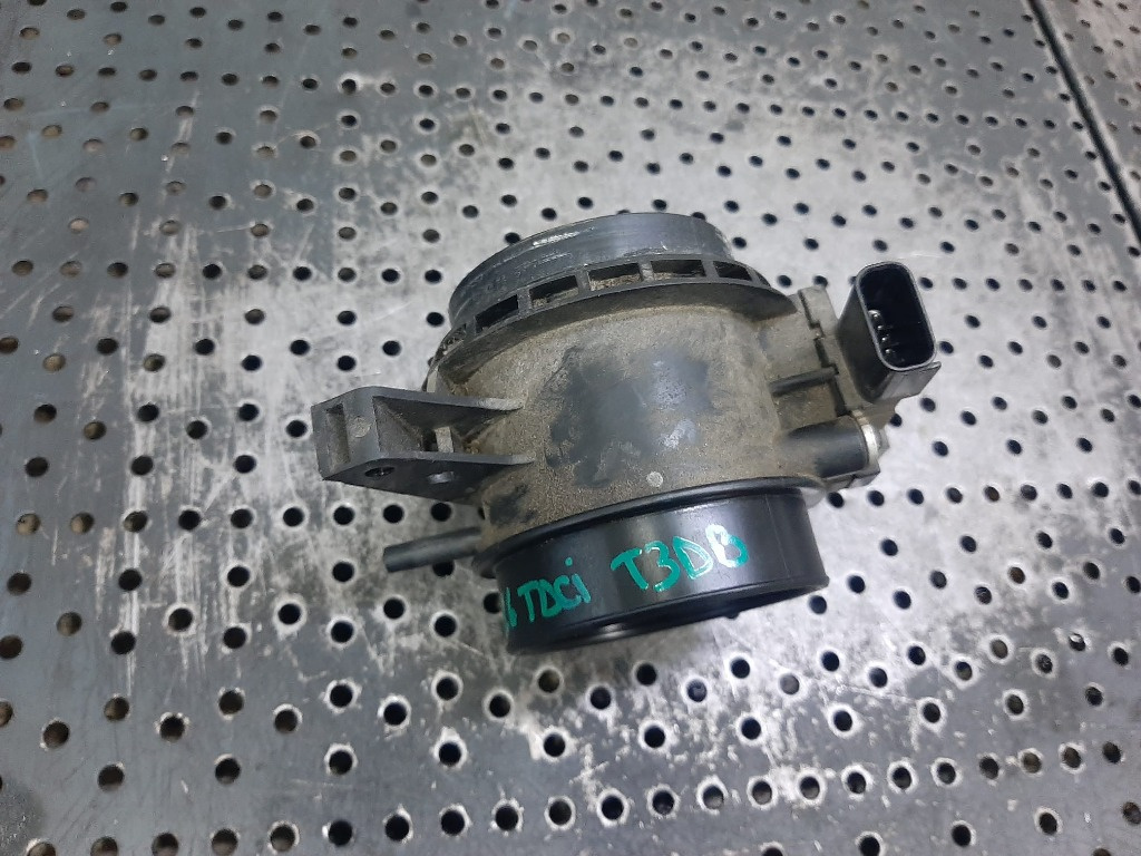 Debitmetru aer 1.6 tdci ford focus 3 av61-9c623-cb