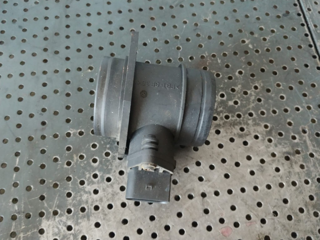 Debitmetru aer 1.9 tdi vw cadtouran golf 5 1k1 skoda octavia 2 audi a3 8p seat altea 5p1 028100253