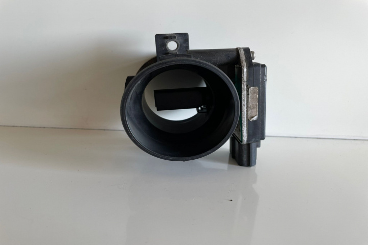 Debitmetru aer 98AB12B579DA Ford Focus [facelift] [2001 - 2007]