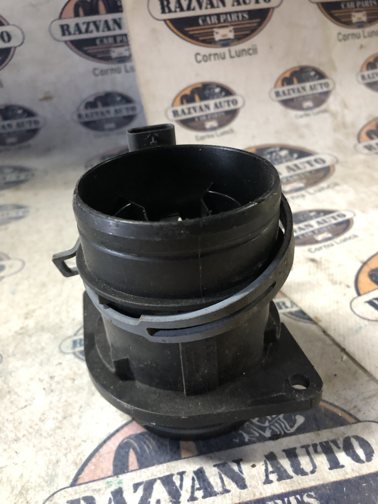 Debitmetru aer Audi A3 2016, 04L906461B