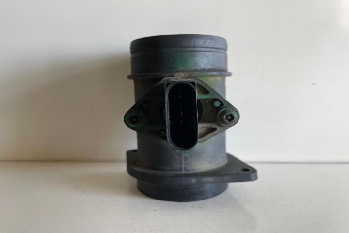 Debitmetru aer Bosch 0281002216 / 028906461 Volkswagen VW Passat B5 [1996 - 2000]