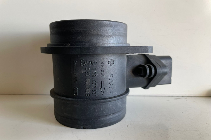 Debitmetru aer Bosch 0281002531 Volkswagen VW Polo 4 9N [facelift] [2005 - 2009]