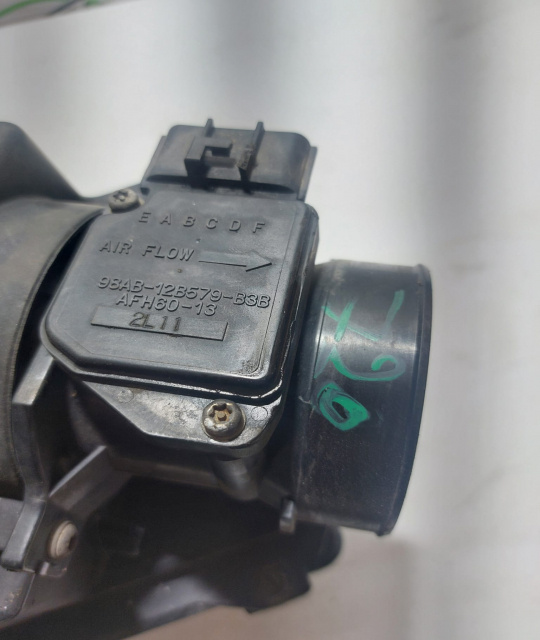 Debitmetru aer Ford Focus [1998 - 2004] Hatchback 5-usi 1.8 MT TDCi (101 hp)