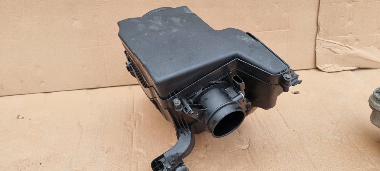 Debitmetru aer Ford Focus 2 1.6 TDCI 2004 2005 2006 2007 2008