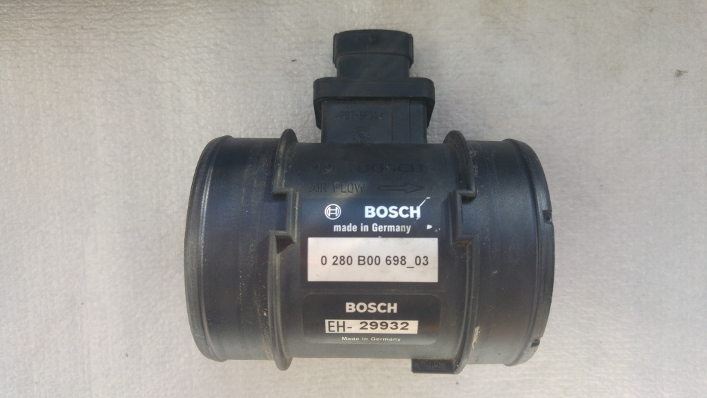 Debitmetru aer ford focus 3 f00c2g8003