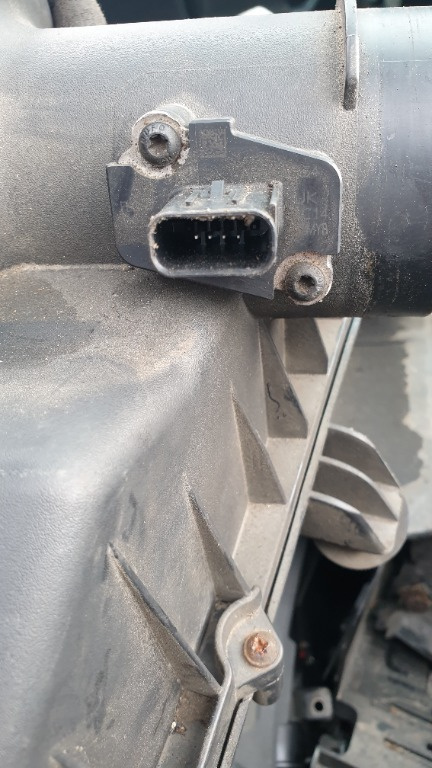 Debitmetru aer Ford Mondeo 4 2008 HB 2.0
