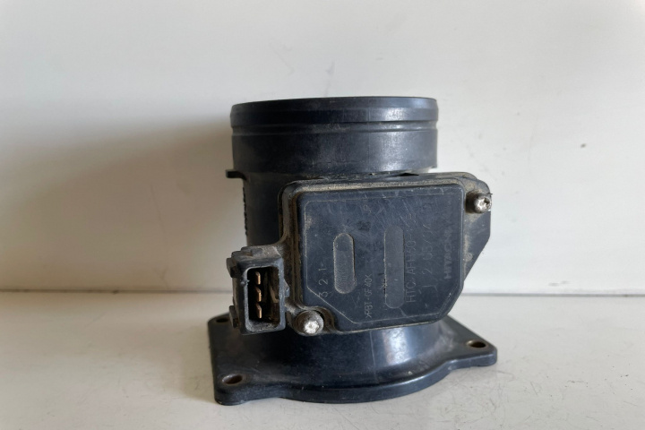 Debitmetru aer Hitachi AFH60-10B Volkswagen VW Passat B5 [1996 - 2000]