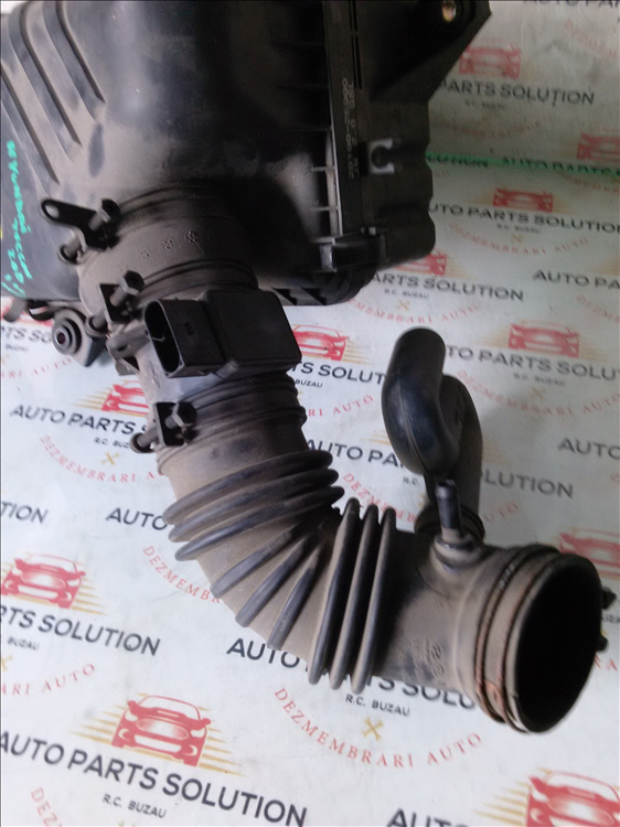 Debitmetru aer HYUNDAI TUCSON 2.0 B 4x4 an fabr. 2008