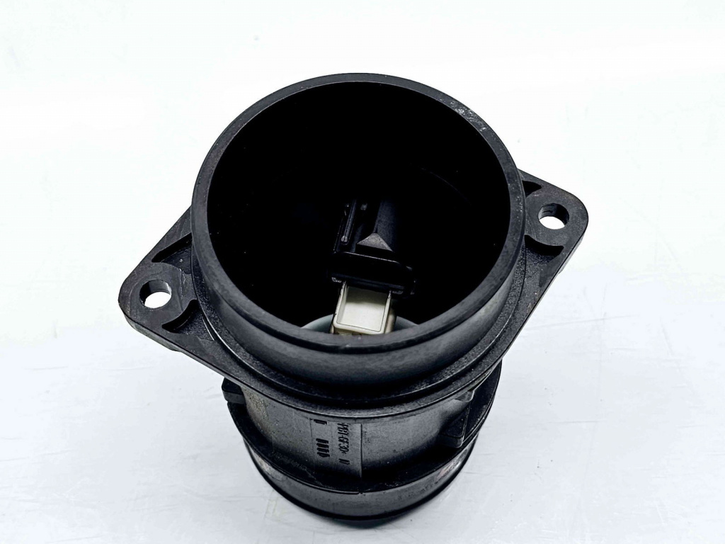 Debitmetru aer Renault Megane 3 [Fabr 2008-2015] 8200682558B 1.5 DCI K9K 81KW / 110CP 1.5 DCI K9K 81KW / 110CP