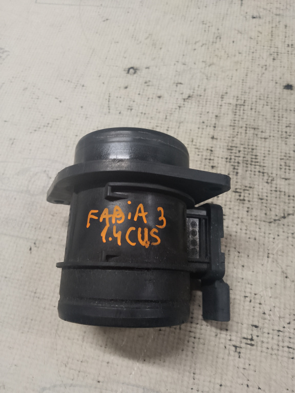 Debitmetru aer Skoda Fabia 3 1.4 2015, 04L906461B