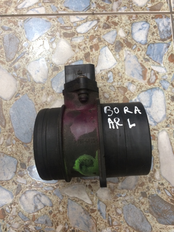 Debitmetru aer Volkswagen Bora [1998 - 2005] Sedan 1.9 TDI MT (150 hp) (1J2)