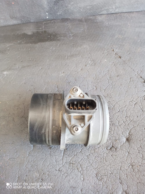 Debitmetru aer , Volkswagen VW Passat B6 , 2005 - 2010 COD - 0281002461 / 074906461B