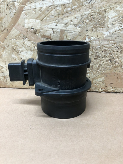 Debitmetru aer VW Passat B6 09 DSG combi 2009 (03g906461c)