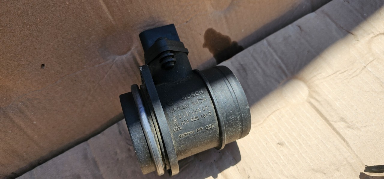 Debitmetru aer Vw Polo 9N / Skoda Fabia 1 1.4 TDI 2004 2005 2006 2007 2008