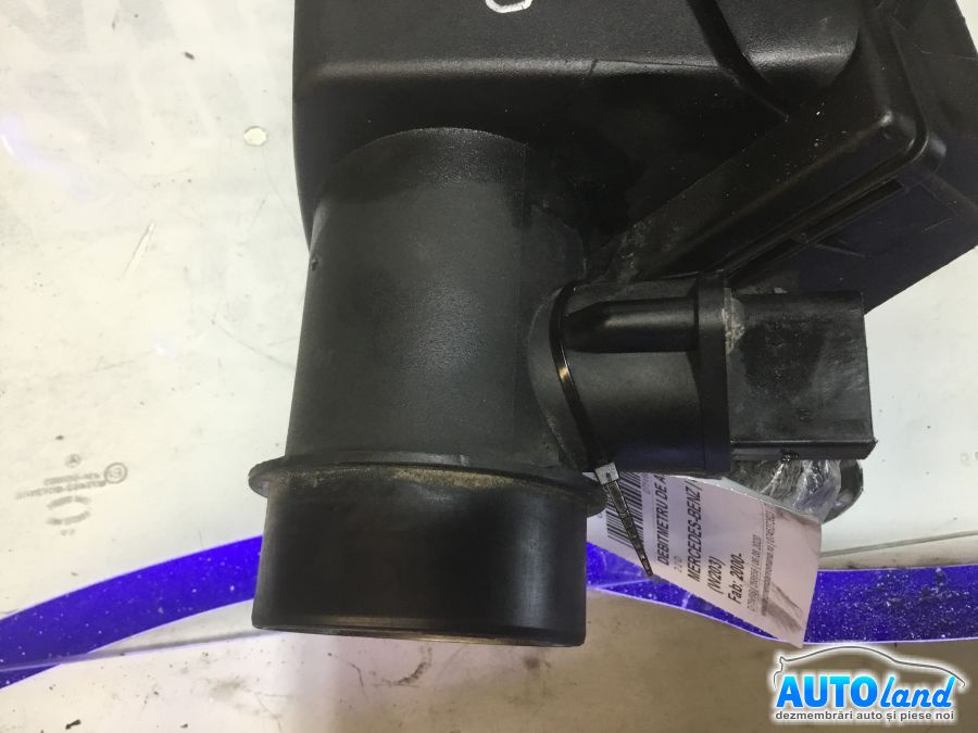 Debitmetru de Aer 2.2 D Mercedes-Benz C-CLASS W203 2000