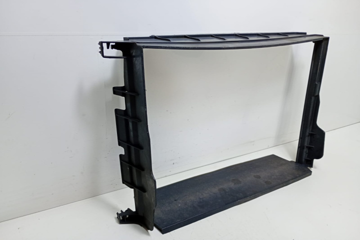 Defector aer radiator 215592385R Dacia Duster [facelift] [2013 - 2017]