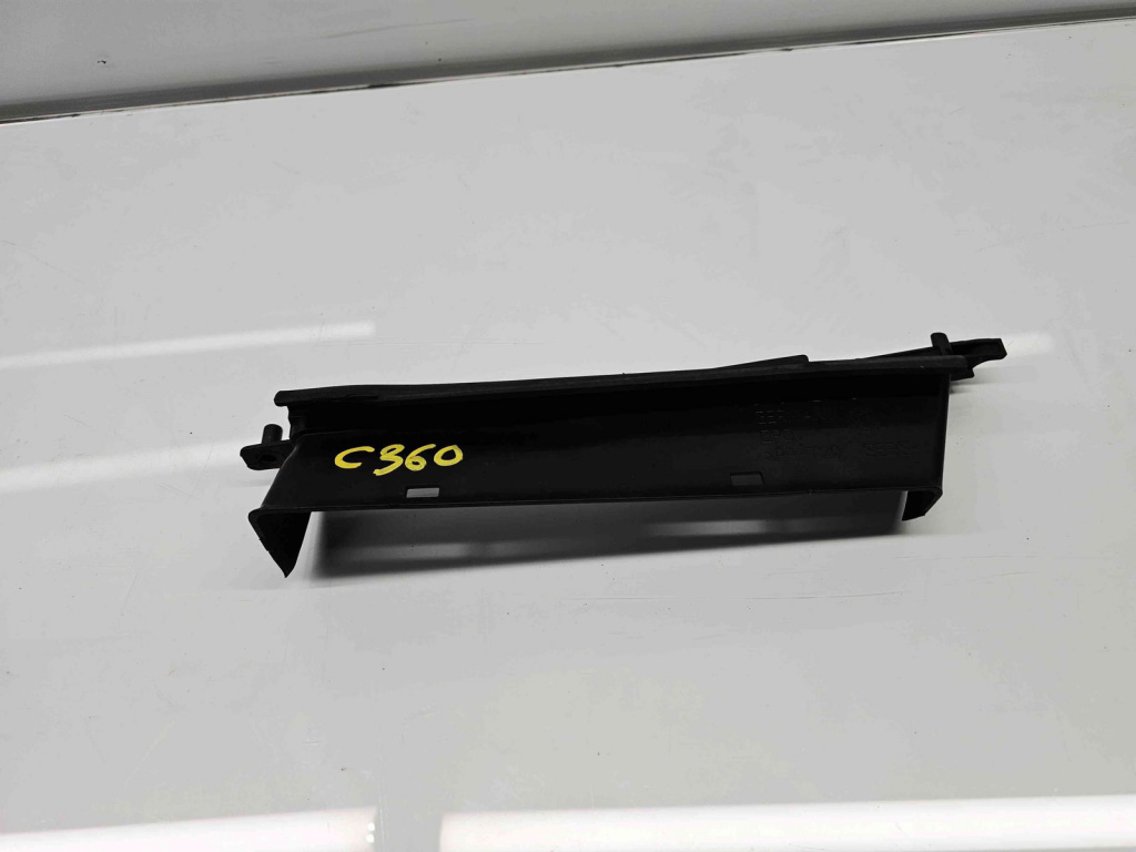 Deflector aer Audi A4 (8W2, B9) [Fabr 2015-2023]