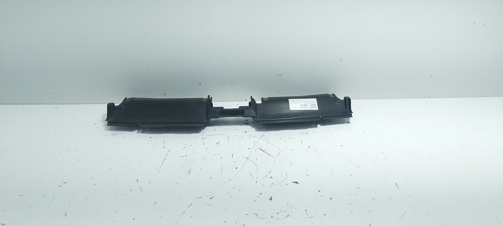 Deflector aer, cod 3G0121330B, VW Passat (3G2) (id:690976)