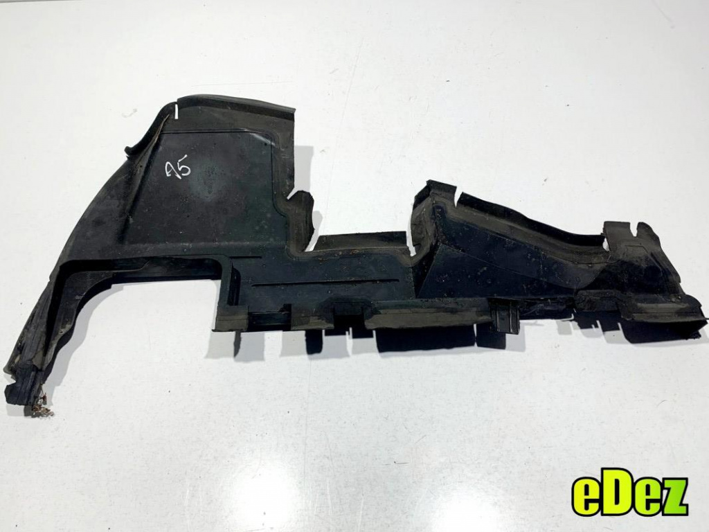 Deflector aer dreapta Audi A4 facelift (2011-2015) [B8.5] 8T0121284M