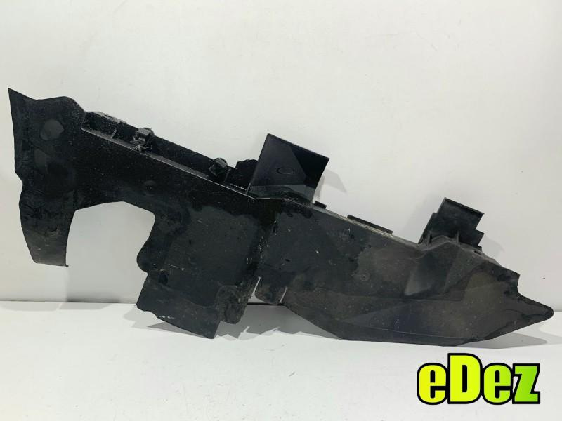 Deflector aer dreapta Audi Q7 (2006-2010) [4L] 4L0121284A