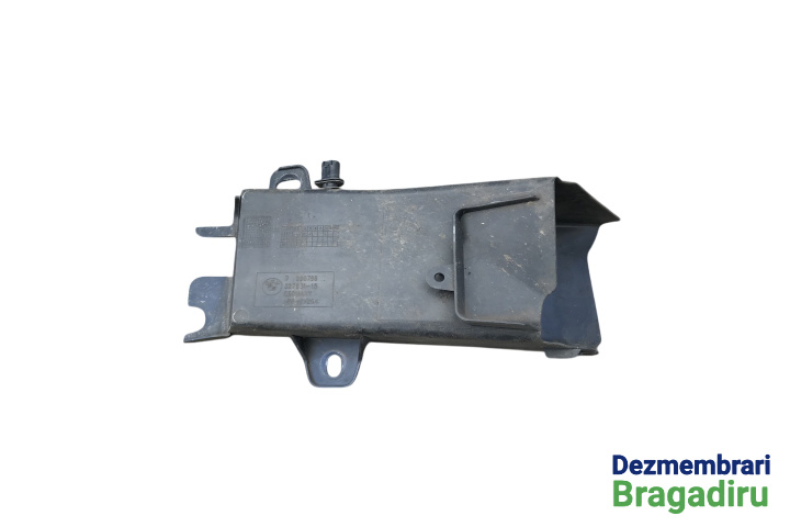 Deflector aer racire disc dreapta fata Cod: 7200798 7200798 BMW Seria 5 F11 [2009 - 2013] Touring wagon 520 d Steptronic (184 hp) Cod motor: N47T, Cod culoare: B90, Pachet M