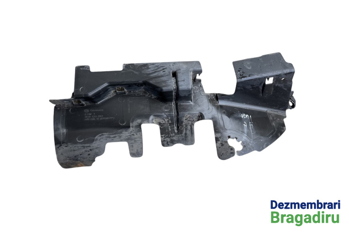 Deflector aer radiatoare stanga Cod: 3C0121283 3C0121283 Volkswagen VW Passat B6 [2005 - 2010] Sedan 4-usi 2.0 TDI MT (140 hp) Cod motor BKP, Cod culoare LC9X